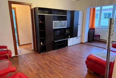 Apartament cu 2 camere semidecomandat în Central - 1