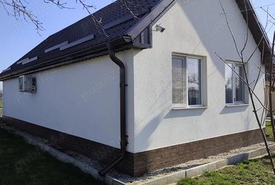 Casă cu Teren 1667 Mp în Alioș - 8