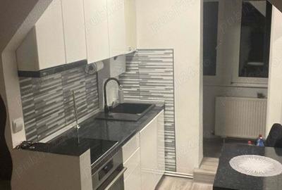 Apartament cu 3 camere în Reghin - 3
