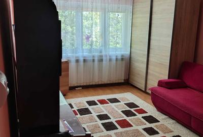 Apartament cu 2 camere decomandat în Est - 1