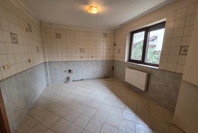 Vila Concept Dual Living -6 camere cu 320 mp  ( SUT) in Prelungirea Ghencea - 13