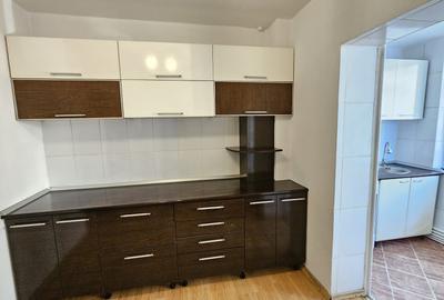 Apartament cu 3 camere decomandat în Siderurgiștilor - 12