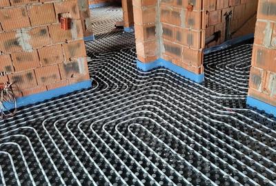 Casă cu Teren 450 Mp în Goranu