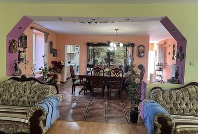 Casă cu 4 camere cu Teren 1400 Mp în Cenei - 3