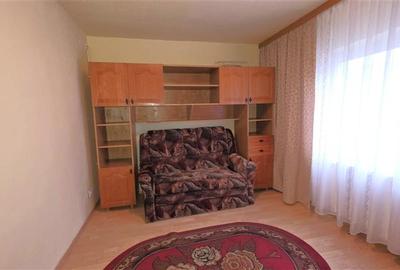 Apartament cu 3 camere decomandat, mobilat în Răcădău - 10