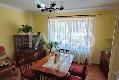 Casa de vanzare in Sebes zona semicentrala - 5