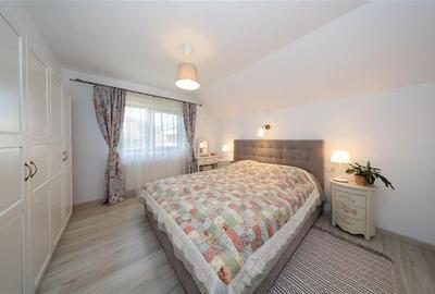 Vila cocheta, facilitati valoroase, strada asfaltata, intimitate: Tur LIVE! Vila cocheta, facilitati valoroase, strada asfaltata, intimitate: Tur LIVE! - 4