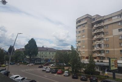 Apartament doua camere etaj unu, mobilat si utilat complet central, prin Ravirom - 19