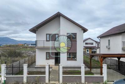 Casă cu 4 camere în Hărmanului - 11