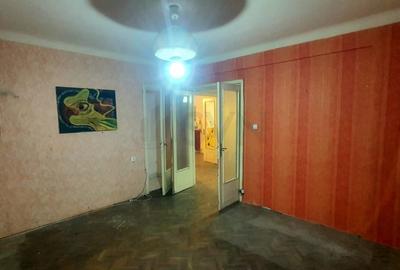 Apartament cu 3 camere decomandat în P-ța Unirii - 10