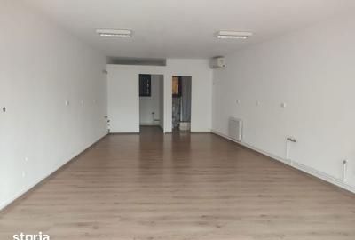 Spațiu comercial, de 50 mp, în Central - 2