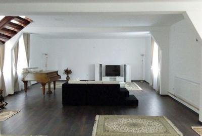 Vila 6 camere (4 dormitoare) de inchiriat - 6