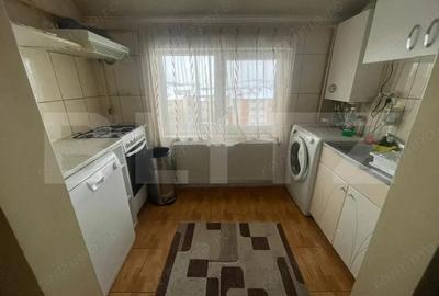 Apartament cu 3 camere si loc de parcare, zona Dumbrava Nord - 1