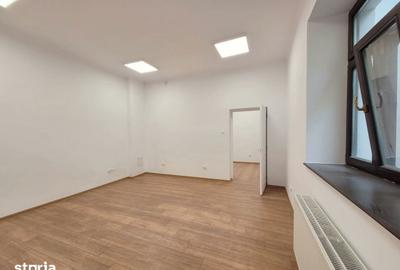 Spațiu comercial, de 78 mp, în Central - 6