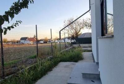 Casă individuală cu 3 camere cu Canalizare în Dragomirești-Vale - 8