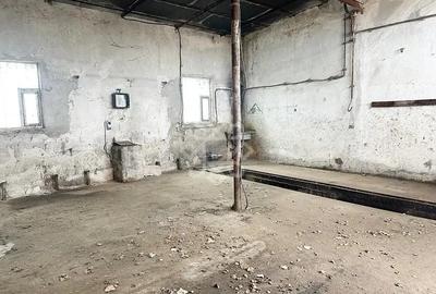 Teren 2100mp si spatii pentru depozitare de inchiriat zona Iosia - 9