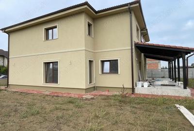 Casă cu Canalizare în Ghiroda