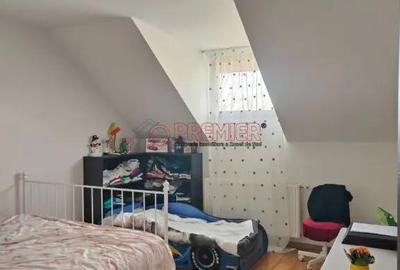 Casă cu 4 camere cu Teren 220 Mp în Glina - 3