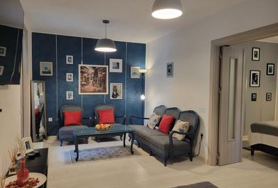 Duplex cu 3 camere cu Canalizare în 13 Septembrie - 28