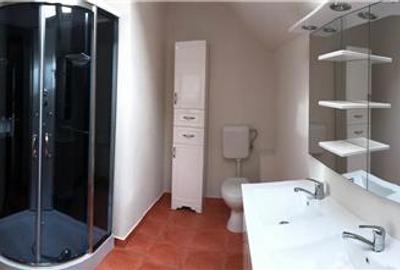 Casă cu 9 camere cu Teren 900 Mp în Cornu - 4