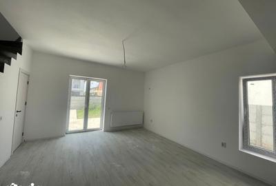 Casă cu 3 camere cu Teren 180 Mp în Central - 15
