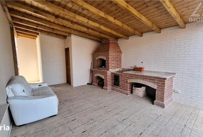 Casă cu 4 camere în Rediu