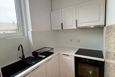Apartament cu 4 camere în Central - 2