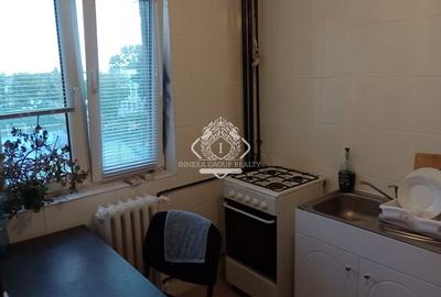 Apartament cu 3 camere decomandat, mobilat în Drumul Taberei - 4