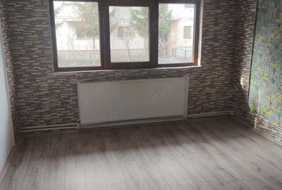 Vand apartament cu 2 camere in Rovinari - 1