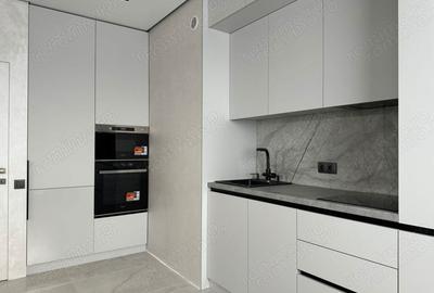 Garsonieră decomandată în P-ța Universității - 3