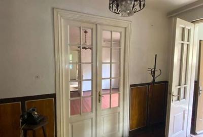 Apartament cu 3 camere în Decebal - 1