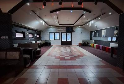 Spațiu comercial, de 120 mp, în Central