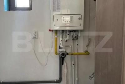 Casă cu 3 camere cu Teren 3200 Mp în Central - 3