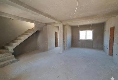 Casă cu 4 camere cu Teren 300 Mp în Moșnița Nouă - 6