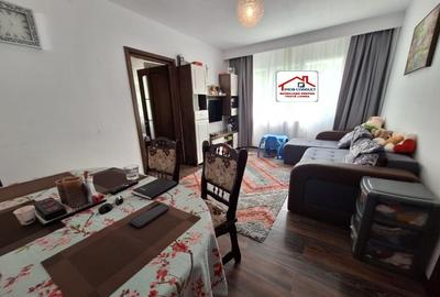 Apartament cu 3 camere semidecomandat în Central - 4