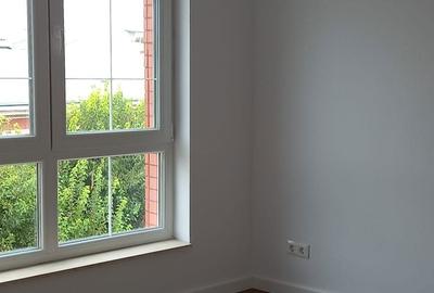 Spațiu comercial, de 1,000 mp, în Central - 1