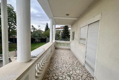 Casă individuală cu 10 camere cu Canalizare în Sisești - 13