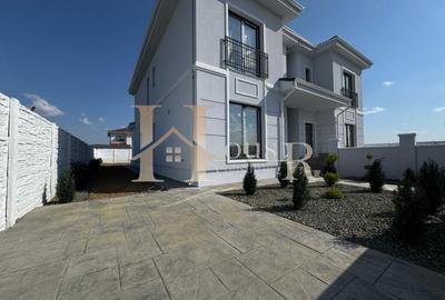 Duplex cu 4 camere cu Canalizare în Moșnița Nouă - 1