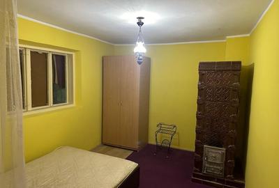 Casă cu 4 camere în Broscăuți - 6