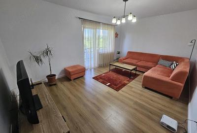 Apartament cu 2 camere decomandat în Micro 17