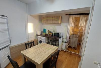 Garsonieră decomandată, mobilată în Rovine - 2