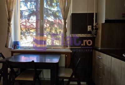Apartament cu 2 camere decomandat în Tractorul