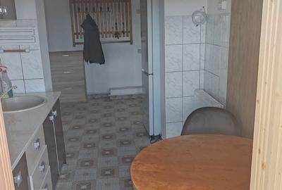 Apartament cu 2 camere decomandat în Micro 12 - 9