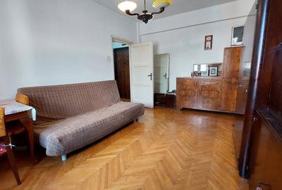 Piata Mihail Kogalniceanu, Cismigiu, 2 camere, etaj 4/6, balcon deschis Piata Mihail Kogalniceanu, Cismigiu, 2 camere, etaj 4/6, balcon deschis - 9