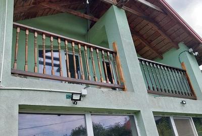 Casă cu Teren 421 Mp în Central - 6