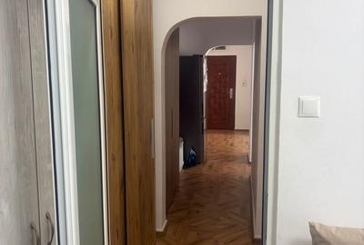 Apartament cu 2 camere decomandat în Micro 17 - 3
