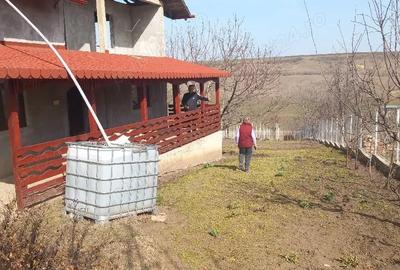 Casă cu Teren 1500 Mp în Erbiceni - 1