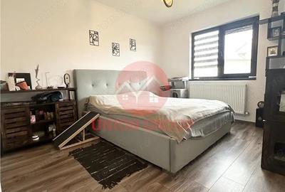 Casă cu 4 camere cu Teren 690 Mp în Corbu - 2