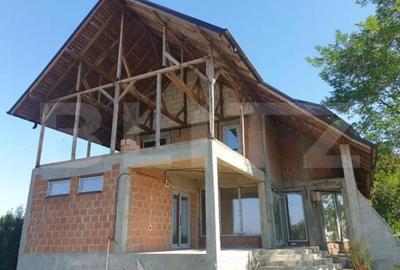 Casă cu 7 camere cu Teren 1000 Mp în Central - 7