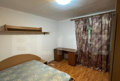 Apartament 3 camere de inchiriat, zona 13 Decembrie - 4